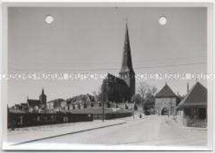 Rostock, Kirche St. Petri und St. Petri-Tor