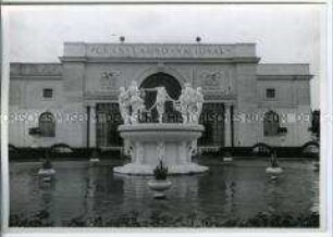 Brunnenanlage vor dem Kasino, Havanna, Kuba