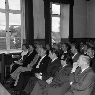 Amtsgericht: Königstraße: Amtseinführung Leiter Richter Werner Finke: im Beisein von Ministerialrat Kiesing, Oberstaatsanwalt Oswald Kleiner, Vorsitzender des Personalrats Gert Henning, Richter Eduard Dehns, Ministerialdirigent Karl Hirschmann, Präsident des Landgerichts Lübeck Herbert Tietgen, 5. Juni 1973