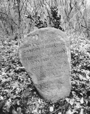 Gedenkstein; Lich, Hard