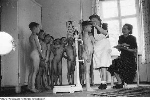 Reihenuntersuchung, Juni 1950