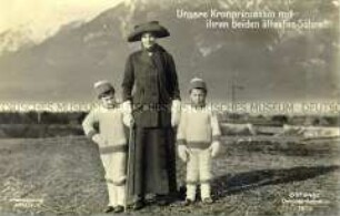 Kronprinzessin Cecilie mit ihrem beiden ersten Söhnen, Wilhelm und Louis Ferdinand