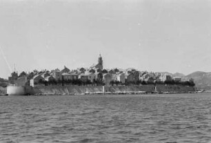 Die Stadt Kor?ula : Ansicht der Stadt Kor?ula vom Wasser aus.