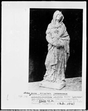 Trauernde Maria (von einer Kreuzigungsgruppe)