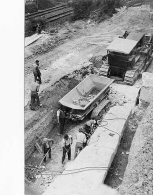 Unterführung der B 295 und der DB Stuttgart - Calw in km 577,437