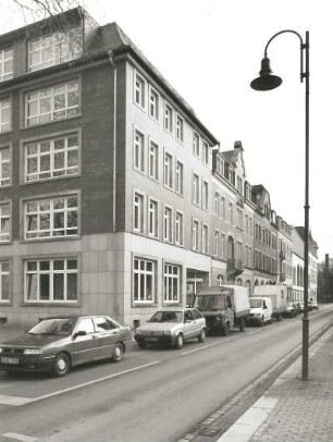 Radeberg, August-Bebel-Straße 6. Wohn- und Verwaltungsgebäude (vor 1900)