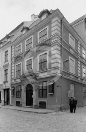 Wohn- und Geschäftshaus Mārstaļu iela 8 (Marstallstraße) in Riga