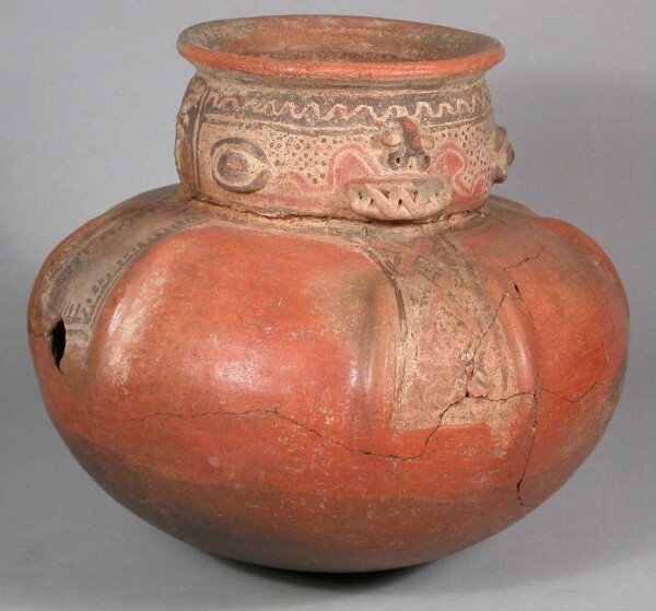 Clay pot