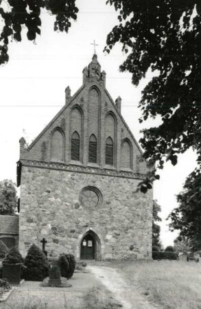 Dorfkirche, Friedrichsruhe-Frauenmark