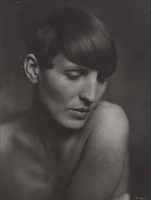 Frau mit Bubikopf (Renée Sintenis)