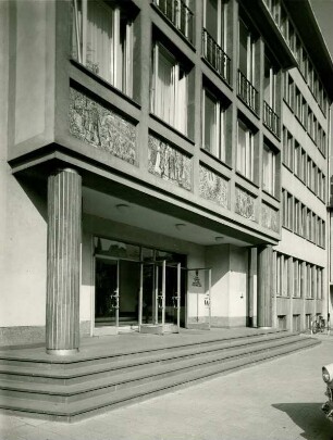 Rathaus, Frankfurt am Main, 1951-1953