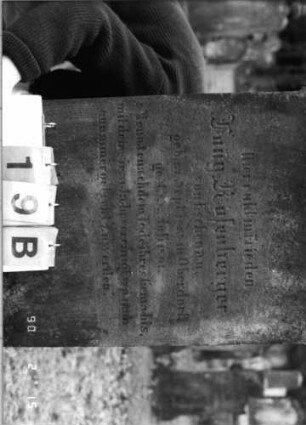 Grabstein 19B