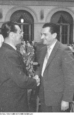 Dresden. Gerhard Schill, Wahl und Antritt als Oberbürgermeister von Dresden (rechts im Bild), 1965