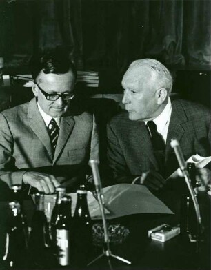 Unterzeichnung des des Grundvertrages der Ruhrkohle AG