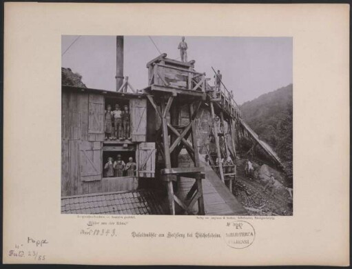 Basaltmühle am Holzberg bei Bischofsheim.
