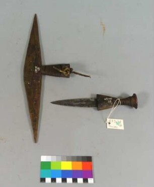 Dolch mit Dolchscheide als Orden