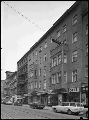 Blick entlang der Wilmersdorfer Straße