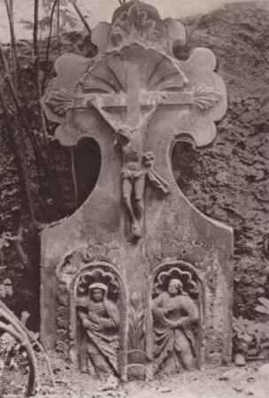 alter Friedhof Grabkreuz, 18. Jahrhundert,