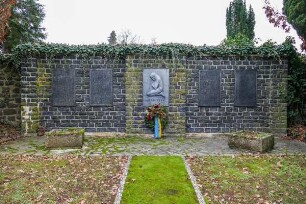 Gefallenendenkmal; Hungen, Friedberger Straße