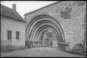 Altzella. Klostertor