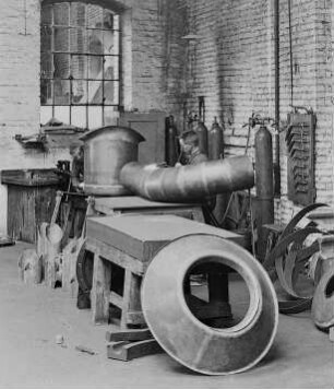Kupferschmiede: 2. Autogenes Schweißen : Technikgeschichte | Technologie | Maschinenbau und Eisengiesserei | Lokomotivbau | Orenstein & Koppel AG