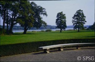 Potsdam, Neuer Garten, Schloss Cecilienhof, Blick auf den Jungfernsee.
