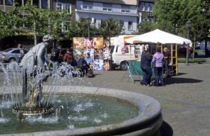 Platz mit Umfragestand