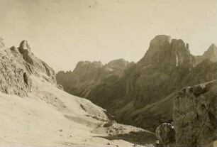 Italien. Dolomiten. Rosengartengruppe. Vajolettürme und Laurinswand, vom Grasleitenpaß gesehen
