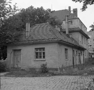 Dresden-Übigau, Klingerstraße. Pionierkaserne Übigau (1913). Kasernengebäude (Scharfenberger Straße/Ecke Klingerstraße). Hofansicht nach Osten