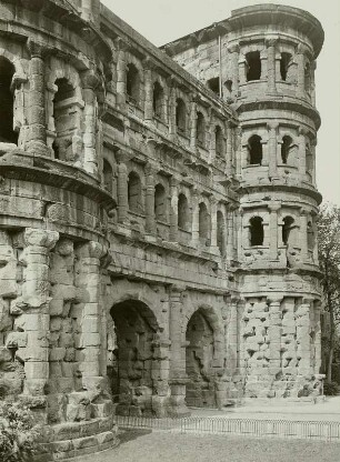 Trier, Porta Nigra, ehemals Stiftskirche Sankt Simeon