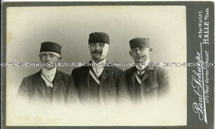 Studenten mit Verbänden nach Mensur, carte de visite