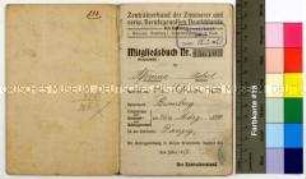 Mitgliedsbuch (Ersatzbuch) des Zentralverband der Zimmerer und verwandter Berufsgenossen Deutschlands in Hamburg für Robert Assmus