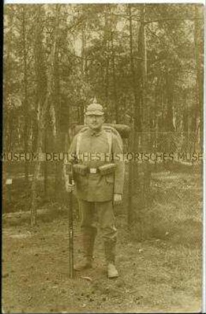 Soldat in Feldgrau