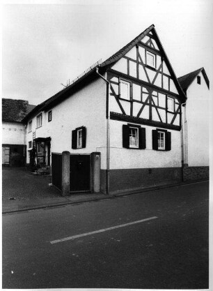 Hüttenberg, Wertshäuser Straße 42