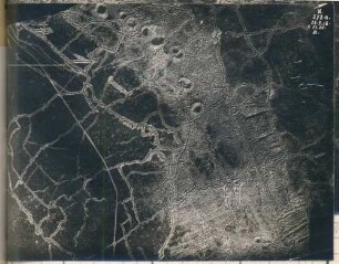 Foto des Grabensystems am Fritschberg nördlich von Minaucourt-le-Mesnil-lès-Hurlus (Luftbild)