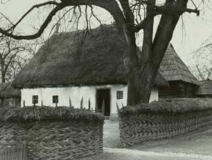 Rumänien, Bukarest, bäuerliches Anwesen