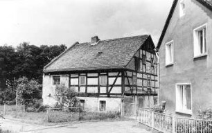 Neschwitz-Holscha. Ehem. Mühle, altes Wohnhaus (links), neues Wohnhaus (rechts)