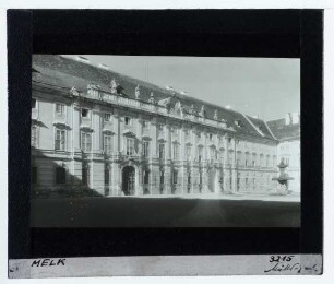 Melk, Stift Melk : Klosterhof