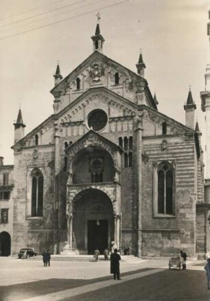 Verona. Dom Santa Maria Matricolare (1187 geweiht)