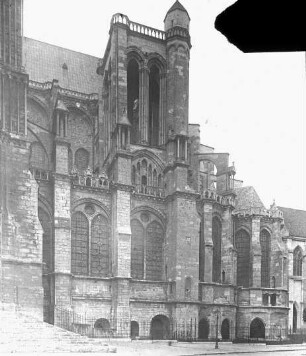 Chartres, Kathedrale Notre-Dame, Chor von Süden