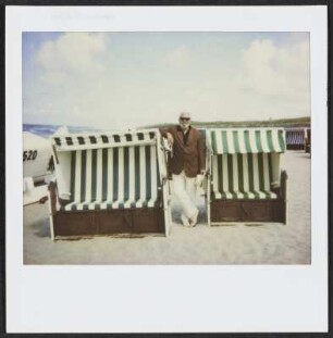 Wolfram Siebeck am Strand von Westerland auf Sylt