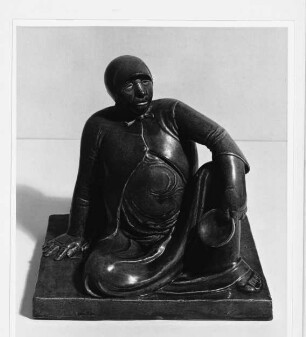 Russische Bettlerin mit Schale