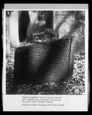 Grabstein einer unbekannten Frau, gest. am 20.2.1733