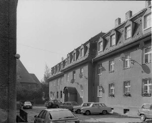 Dresden, Wohnanlage für Angestellte der Dresdner Straßenbahn, Bünaustr.