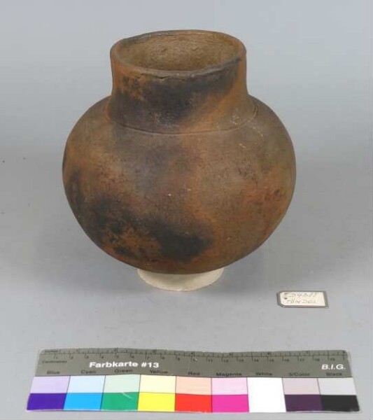 Clay vessel