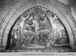 Marienkrönung (mit Cherubim, Evangelistensymbolen und musizierenden Engeln)