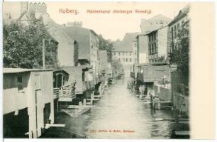 Kolberg (heute: Kolobrzeg / Polen). Mühlenkanal