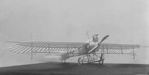 Rumpler Taube, Modell : Technikgeschichte | Fliegende Menschen | Flugzeuge | Moderne Flugzeuge und ihre Einrichtungen