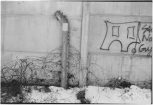 Grenzanlage und Bahngleis Drewitz
