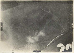 Fahrender Zug bei Hagelstadt